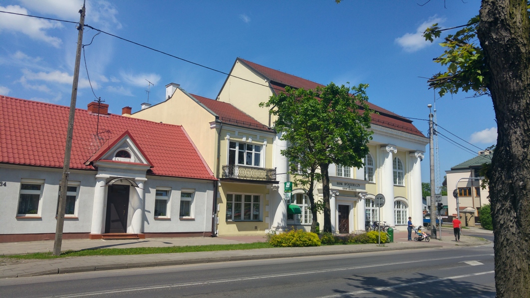 Przebudowa Rozbudowa I Nadbudowa Budynku Banku Sp Dzielczego Ul